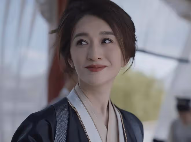 女演員長相很重要，《慶餘年2》48歲李小冉出場，才明白人間尤物