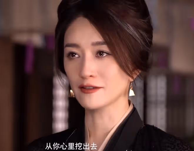 女演員長相很重要，《慶餘年2》48歲李小冉出場，才明白人間尤物