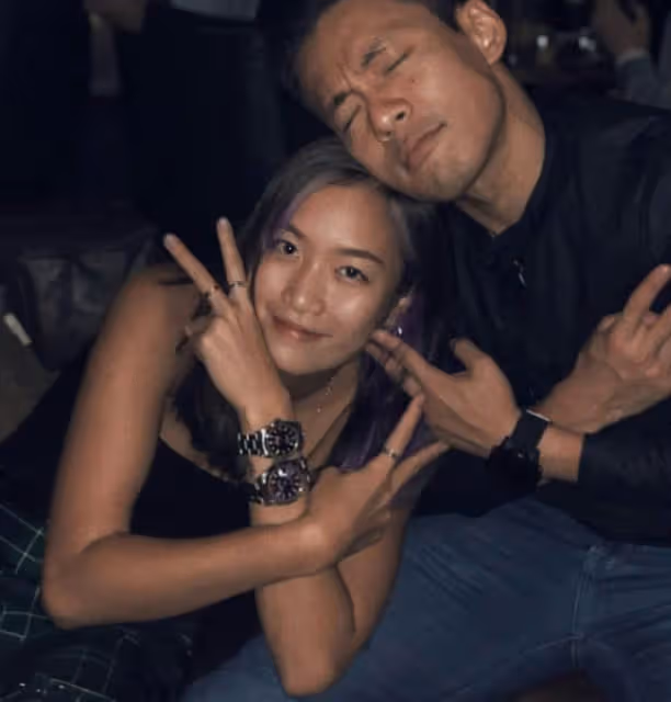 霍啟剛三弟未婚妻曬鑽戒，和郭晶晶相比，霍家的「偏心」很明顯