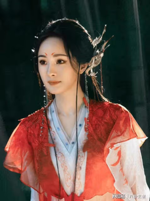 楊冪破防了！《狐妖小紅娘》被AI換臉多位女星，昔日頂流處境尷尬