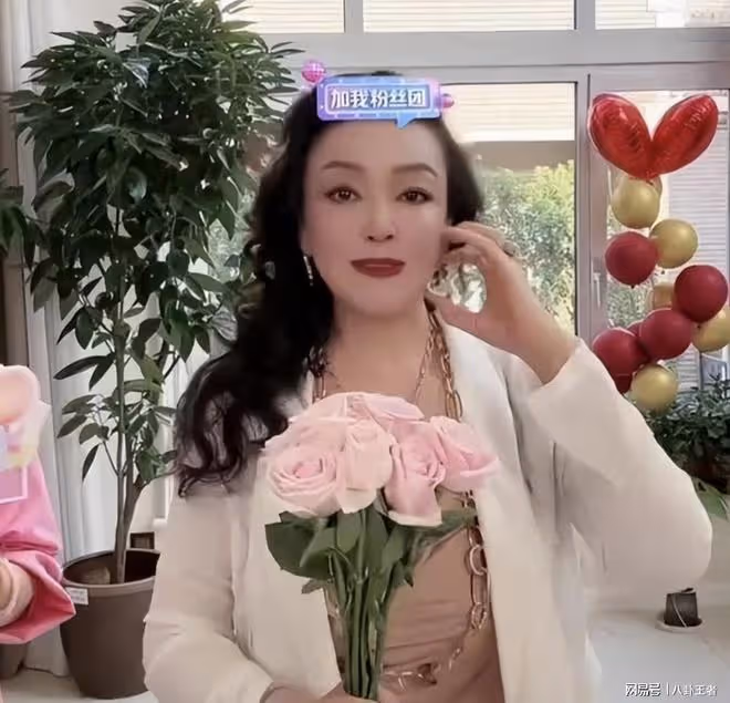 張蘭直播賣喜糖！汪小菲領證前跟大S談和解沒談成，二婚不辦婚禮