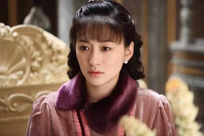 李小冉《慶餘年2》中驚艷亮相,風韻猶存,顏值演技雙在線