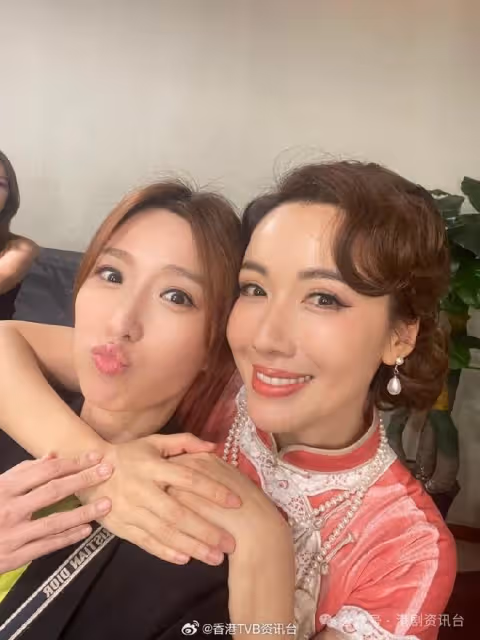 李施嬅內地演出舞台劇TVB女星捧場!還有一位石油大亨富二代