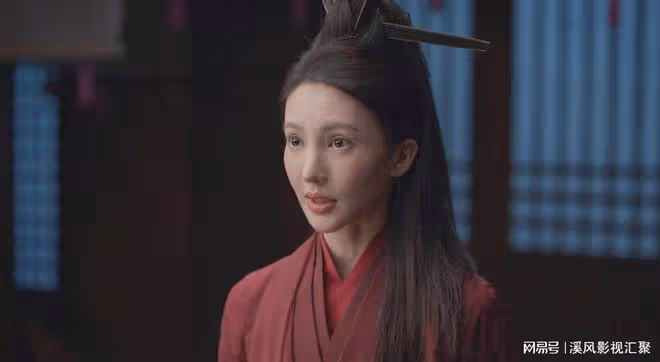 同樣是飾演慶餘年葉靈兒,33歲的金晨和32歲的韓玖諾差距很明顯!