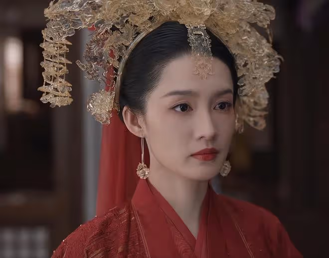 《慶餘年2》:李小冉打了多少女演員的臉?給你們看看啥叫女人