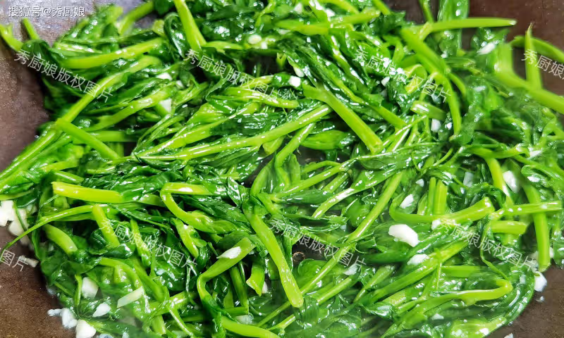 一養肝、二護眼、三排毒、四通便,這菜全身是寶,入夏遇見別手軟