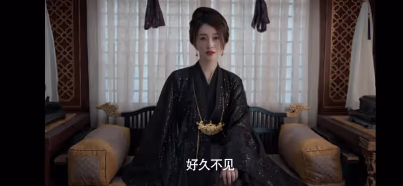 明明跟李沁相差15歲，同框演母女卻像姐妹，真是歲月不敗美人