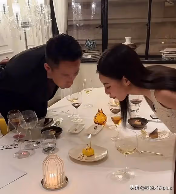 汪小菲婚後首個二人世界,帶老婆在外灘吃西餐,馬筱梅正宮范十足