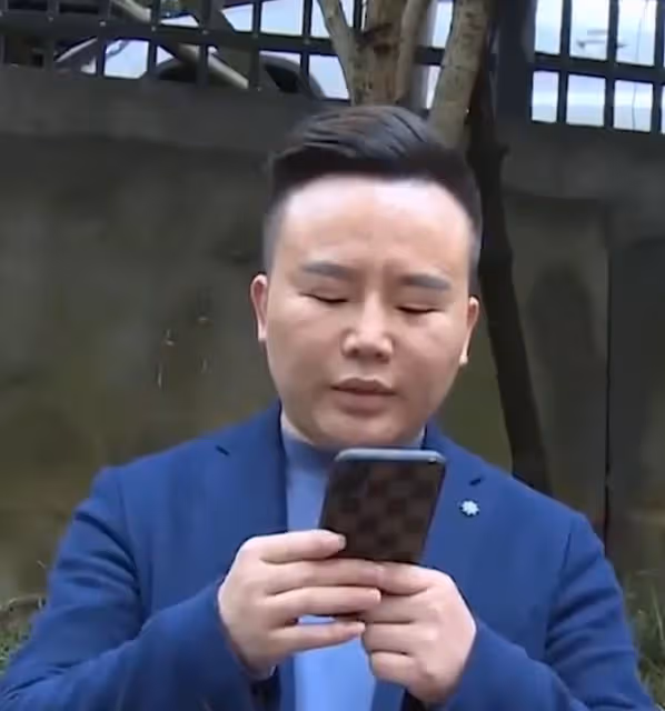 2019年男子偷偷整容成帥哥,四年不管妻兒,直言:她已經配不上我