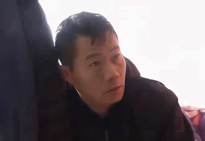 2021年湖南老漢偶遇工友老婆,抬頭一看,竟是自己失蹤14年的妻子