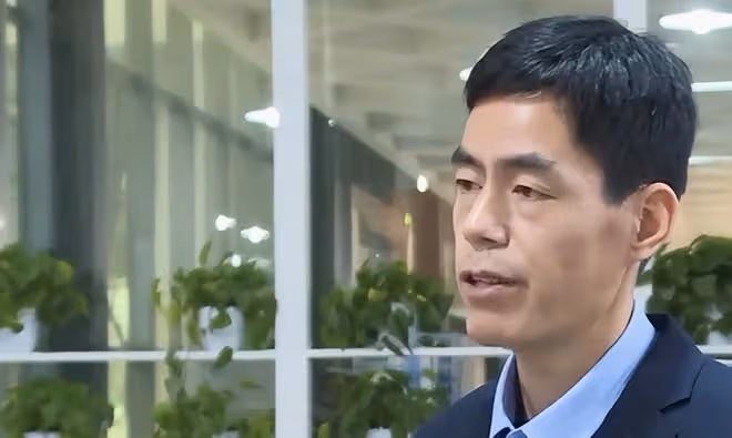 2021年湖南老漢偶遇工友老婆,抬頭一看,竟是自己失蹤14年的妻子