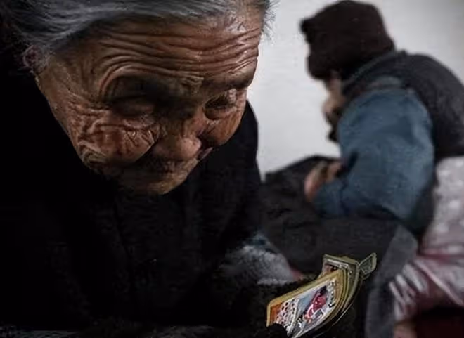 16年湖北92歲母親去世,為仨智殘兒子留下千斤糧食,後來三人怎樣