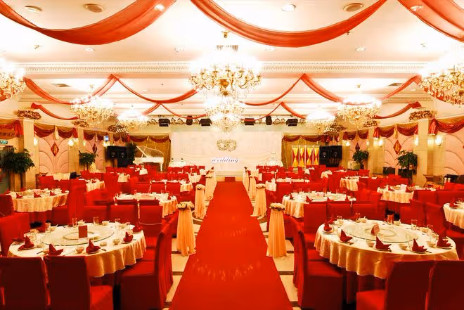 參加了外甥的婚宴後,我決定:兒子結婚時不辦酒席,也不收份子錢