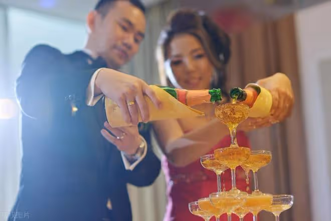 參加了外甥的婚宴後,我決定:兒子結婚時不辦酒席,也不收份子錢