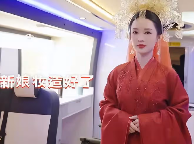 李沁《慶餘年2》大婚造型曝光，3D列印頭飾引熱議，被指太寒酸