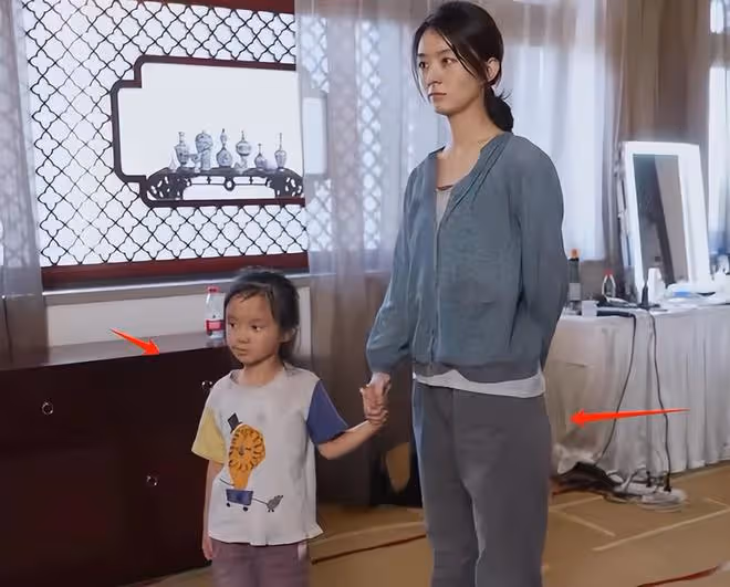 「農村婦女」別尬演，把楊冪、趙麗穎和殷桃放在一起看，高下立判