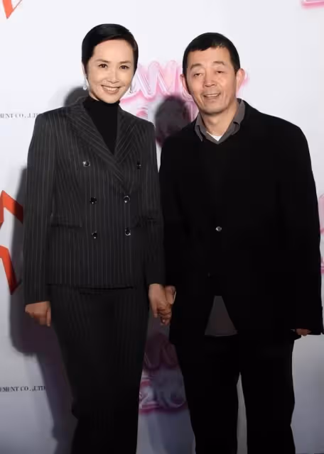 蔣雯麗隱藏20多年的老公被曝光!老公穿著樸素像農民,同框像父女
