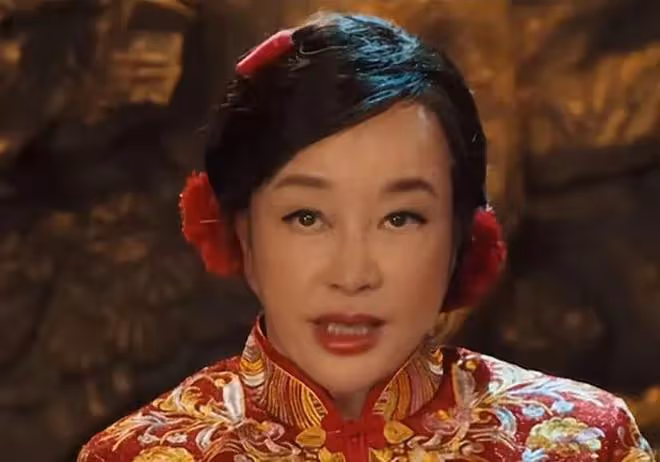 海陸新劇裝嫩演少女被嘲，蔣雯麗劉曉慶之後，「丫頭教」該醒醒了