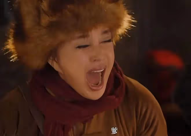 海陸新劇裝嫩演少女被嘲，蔣雯麗劉曉慶之後，「丫頭教」該醒醒了