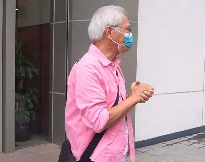73歲「爺孫戀」女友王青霞可能面臨7年刑期，李龍基吃不好睡不好