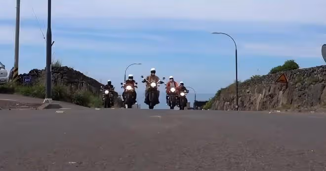 具俊曄在韓國玩機車耍酷，沒有帶上大S有些遺憾，場面很帥氣