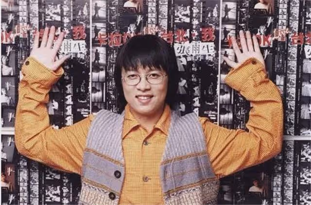 原來他早已去世!曾捧紅張惠妹,31歲遭遇車禍,女友12年後才嫁人