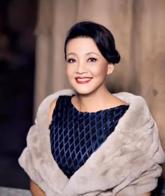 張蘭分享視頻再掀波瀾，汪小菲大S婚姻舊事，引發熱烈討論