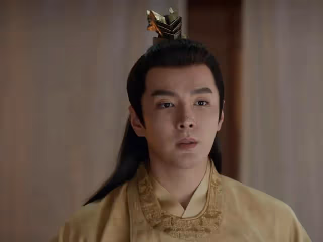 壓倒她的最後一根稻草出現,她不知皇后要翻盤