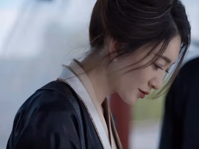 壓倒她的最後一根稻草出現,她不知皇后要翻盤
