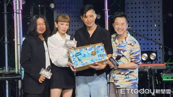 同場伊能靜現身小哈利畢典! 庾澄慶露面曝光真實心情