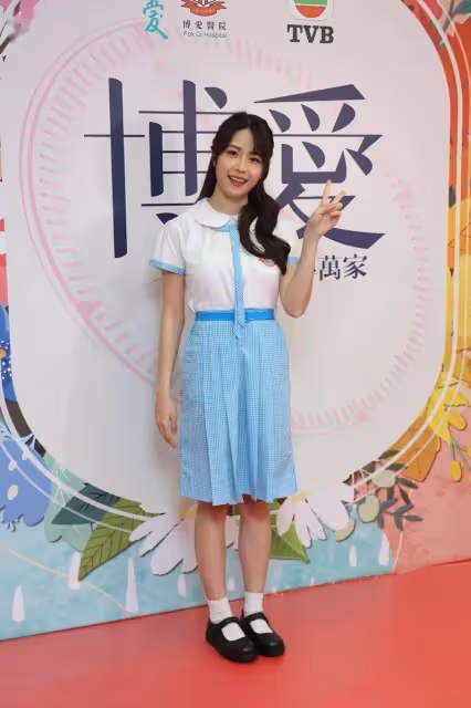22歲是非港姐首次拍劇,大曬近照被傳鼻子整了!變得更美
