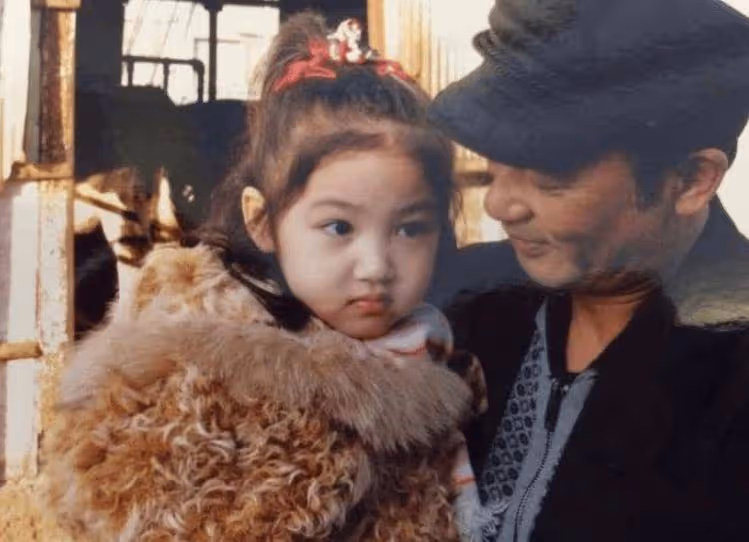 任達華女兒大曬靚照,20歲上美國名校!身高180cm外形出眾!