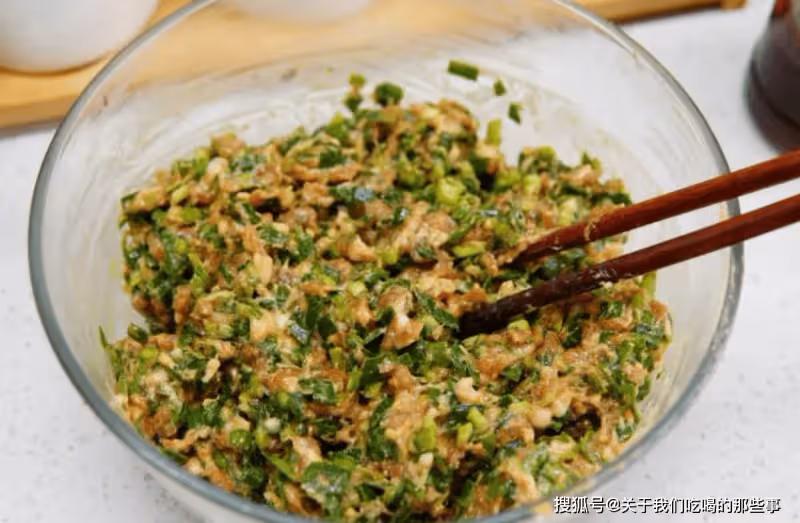 調韭菜餡,牢記2放3不放,韭菜翠綠不出水,鮮香不燒心,真好吃