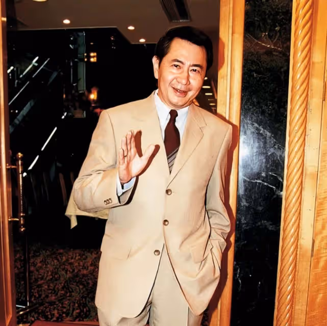 突傳死訊！TVB前老戲骨蕭亮在家中離世，年過八十歲還堅持做網紅