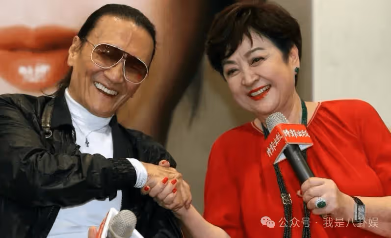 謝霆鋒3歲珍貴影像曝光,張柏芝婚內真相令人咋舌?謝賢堅持帶三孫認祖歸宗