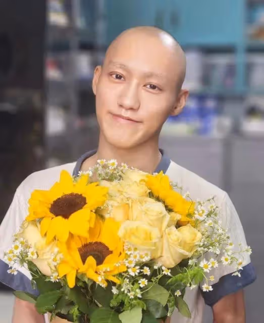 TVB男藝人患罕見癌症,做25次電療後仍痛不欲生,直言考慮安樂死