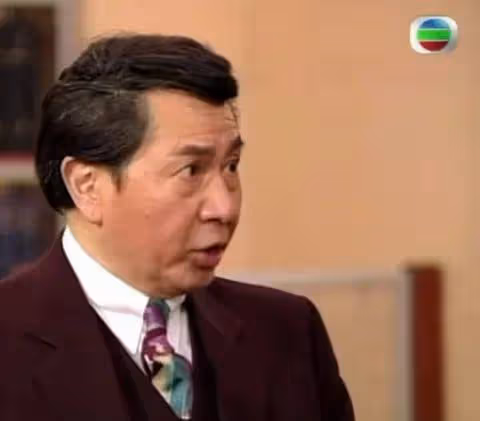 TVB配音王傳家中離世,當年一句「無線電視翡翠台」成港人集體回憶