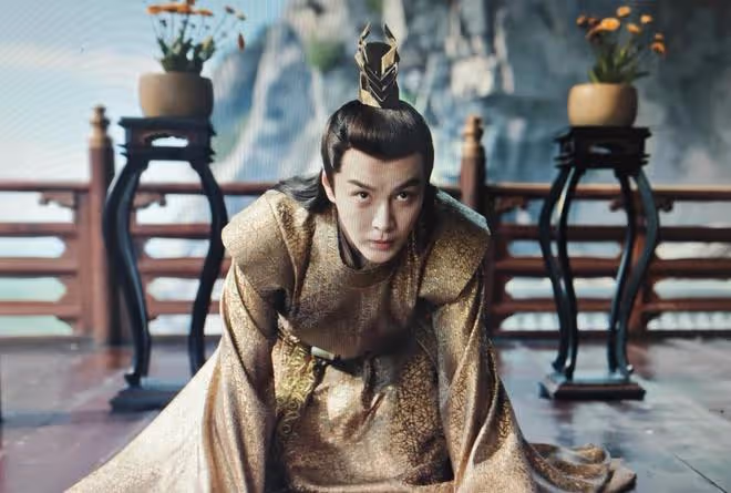 慶餘年2:慶帝曝光宗師實力?太子懵了,二皇子傻眼,慶帝故意的