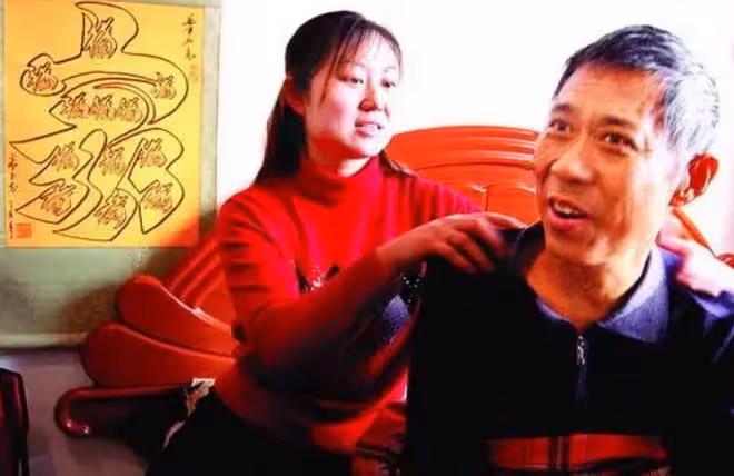 2015年,公公患肝癌,兒媳割下69%肝臟移植給公公,讓老人多活3年