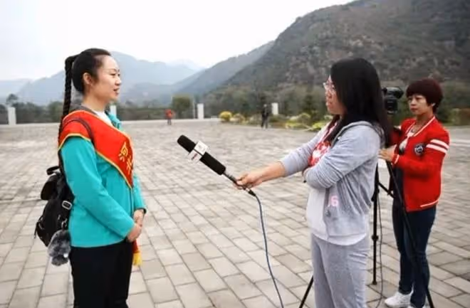 2015年，公公患肝癌，兒媳割下69%肝臟移植給公公，讓老人多活3年