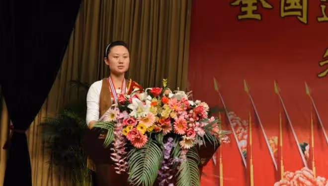2015年，公公患肝癌，兒媳割下69%肝臟移植給公公，讓老人多活3年