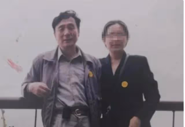 回顧：成都80歲老人被判離婚，財產要被分走一半，老人十分委屈