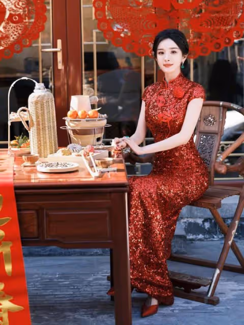 楊冪帶火了新中式穿搭,屢屢登上熱搜榜!優雅時尚趕潮流