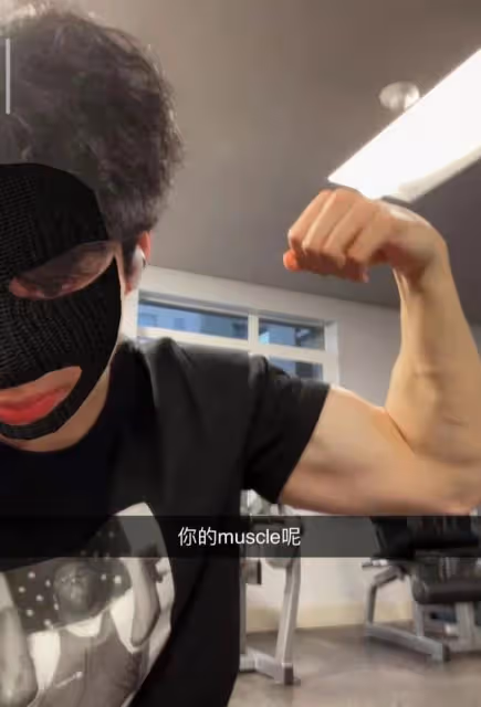 王中磊兒子高中畢業回國，18歲威廉升級准大學生，帥氣內斂像爸爸
