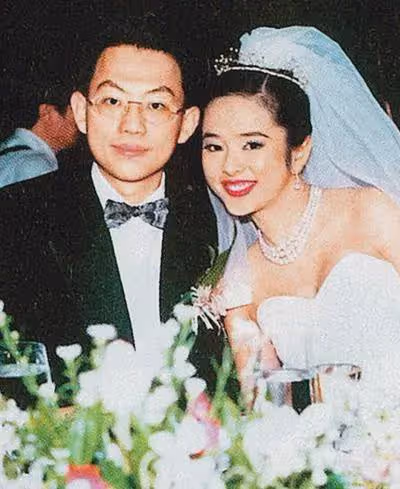 她17歲紅遍亞洲，拒嫁林志穎，27歲淪為「豪門棄婦」，如今怎樣了