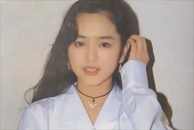 她17歲紅遍亞洲,拒嫁林志穎,27歲淪為「豪門棄婦」,如今怎樣了
