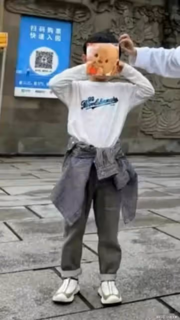 震驚!趙麗穎曝光兒子正面照,本以為長得像馮紹峰,結果太意外了