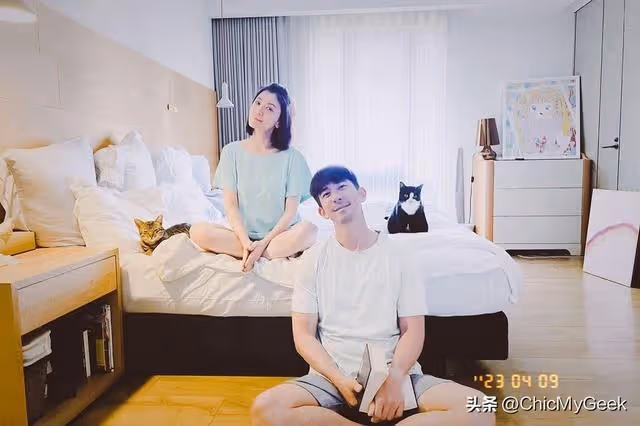 賈靜雯大女兒嫌拍照丑,修杰楷回懟:不就長這樣!