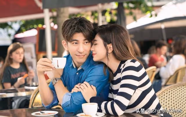 賈靜雯大女兒嫌拍照丑,修杰楷回懟:不就長這樣!