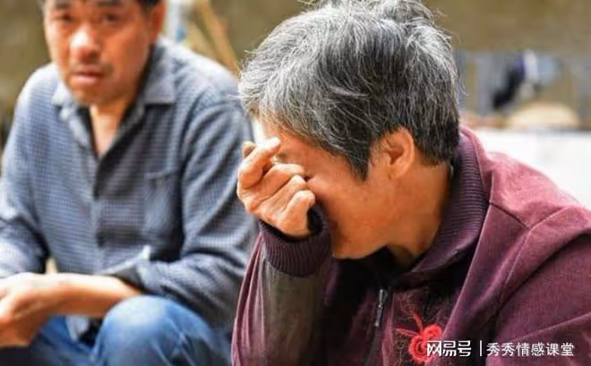 拆遷後想分女兒30萬,本以為兒媳會反對,她一番話婆婆紅了眼眶